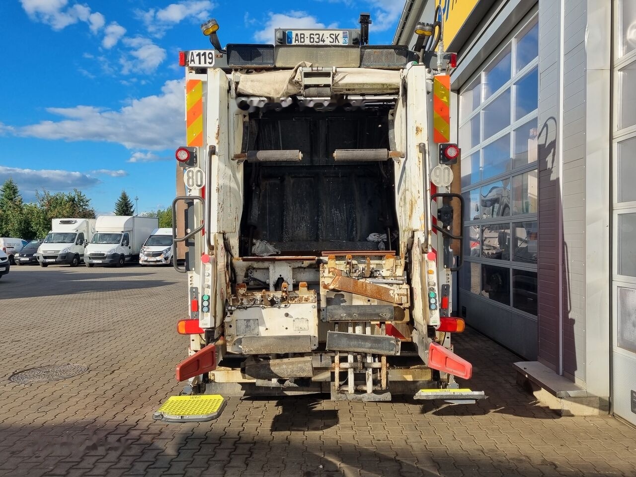 Camión de basura Renault Premium 270: foto 6