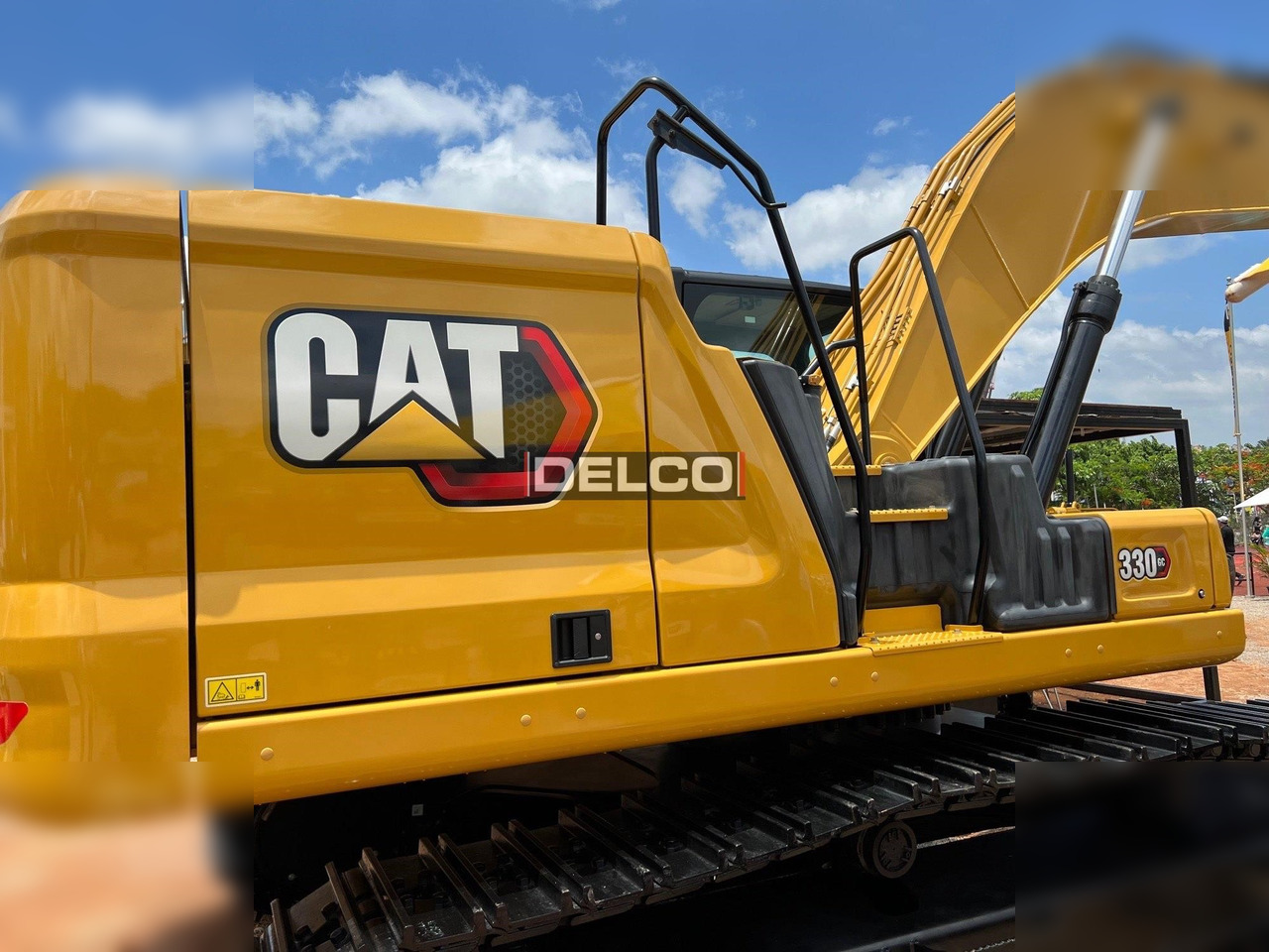 CATERPILLAR 330GC - Excavadora de cadenas: foto 2 CATERPILLAR 330GC - Excavadora de cadenas: foto 2