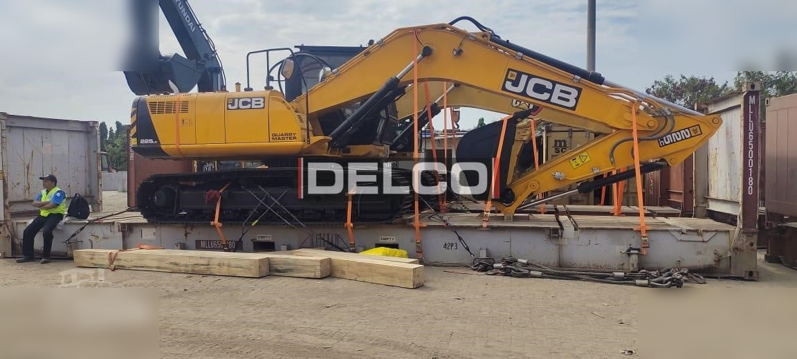 JCB 225 LC - Excavadora de cadenas: foto 4 JCB 225 LC - Excavadora de cadenas: foto 4