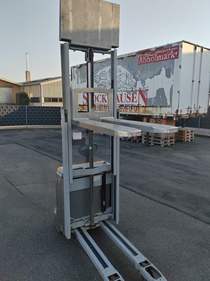 Apilador Jungheinrich EJC 112z/ remote control/ acid protect/ initial/ 511h: foto 6