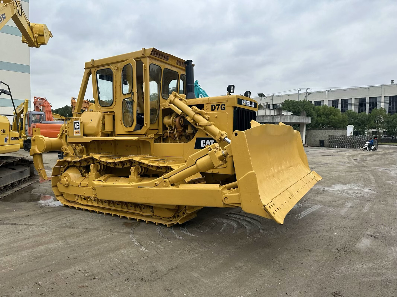 CAT D7G - Bulldozer: foto 1 CAT D7G - Bulldozer: foto 1