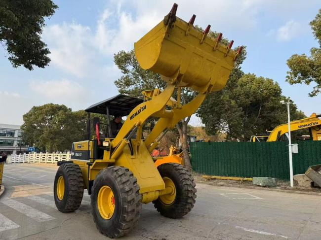 Komatsu WA100 - Cargadora de ruedas: foto 2 Komatsu WA100 - Cargadora de ruedas: foto 2