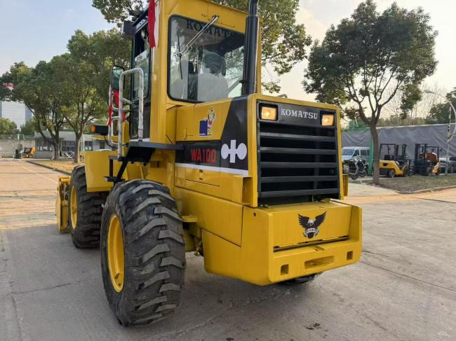 Komatsu WA100 - Cargadora de ruedas: foto 5 Komatsu WA100 - Cargadora de ruedas: foto 5
