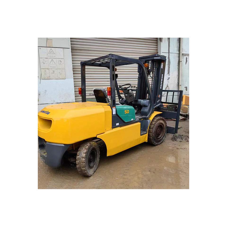 Komatsu FD50 - Plataforma de tijeras: foto 1 Komatsu FD50 - Plataforma de tijeras: foto 1