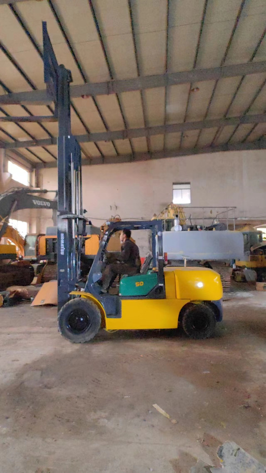 Komatsu FD50 - Plataforma de tijeras: foto 5 Komatsu FD50 - Plataforma de tijeras: foto 5