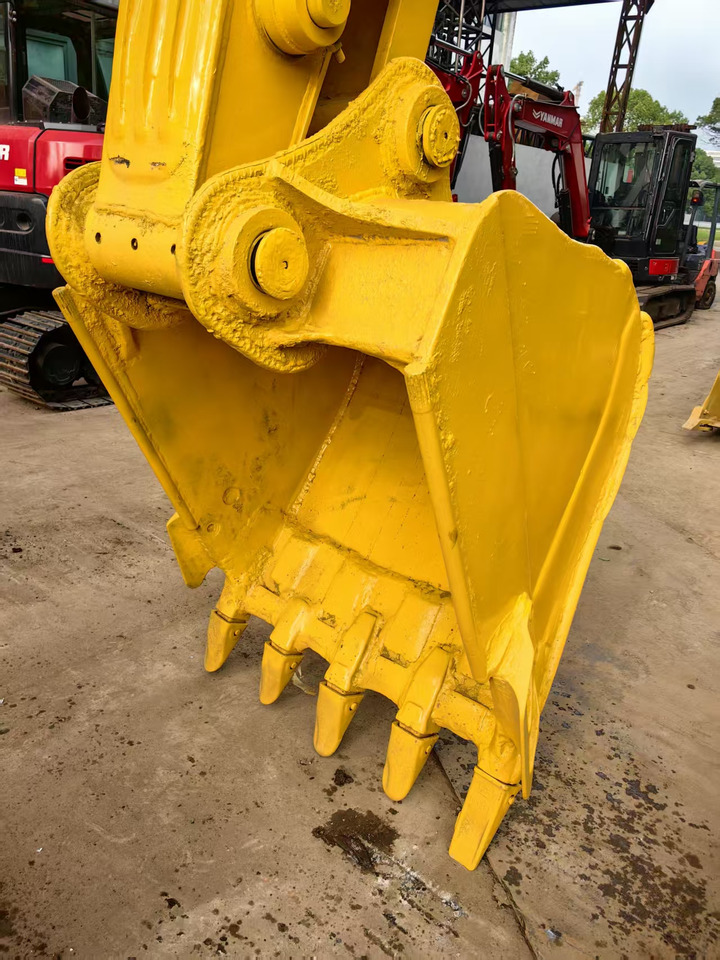 Komatsu pc200-7 - Excavadora de cadenas: foto 4 Komatsu pc200-7 - Excavadora de cadenas: foto 4