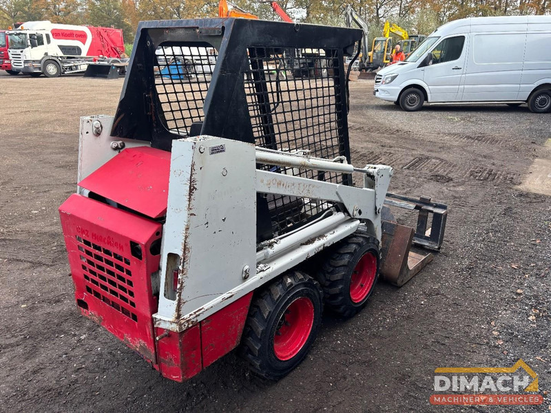 Bobcat S70 Bak en palletvorken - Cargadora: foto 3 Bobcat S70 Bak en palletvorken - Cargadora: foto 3