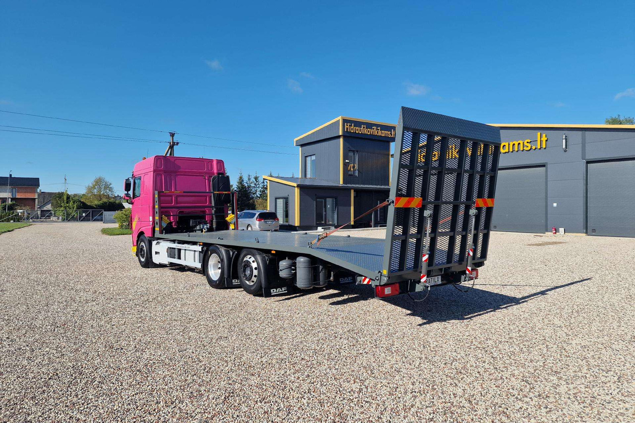 DAF XF 460 - Camión portavehículos: foto 5 DAF XF 460 - Camión portavehículos: foto 5