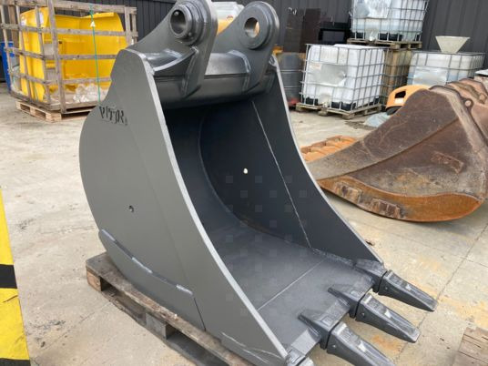 Attache hydraulique et godet 900 mm renforcé - Cazo: foto 4 Attache hydraulique et godet 900 mm renforcé - Cazo: foto 4