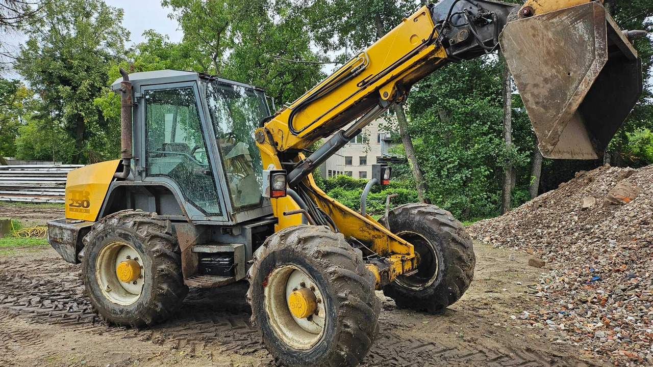 Ładowarka teleskopowa MATBRO TR250-110 Powershift jcb - Manipulador telescópico: foto 4 Ładowarka teleskopowa MATBRO TR250-110 Powershift jcb - Manipulador telescópico: foto 4