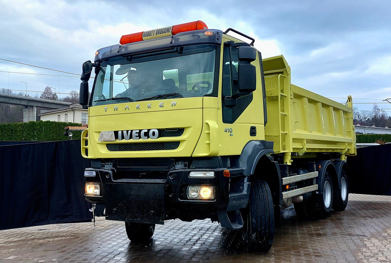 IVECO Trakker e5 410 3stronny wywrot - Camión volquete: foto 1 IVECO Trakker e5 410 3stronny wywrot - Camión volquete: foto 1
