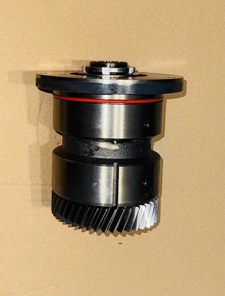 Mercedes MTU PRZYSTAWKA odbioru mocy PTO pompy hydrauliki Setra Class - Bomba hidráulica para Camión: foto 5 Mercedes MTU PRZYSTAWKA odbioru mocy PTO pompy hydrauliki Setra Class - Bomba hidráulica para Camión: foto 5