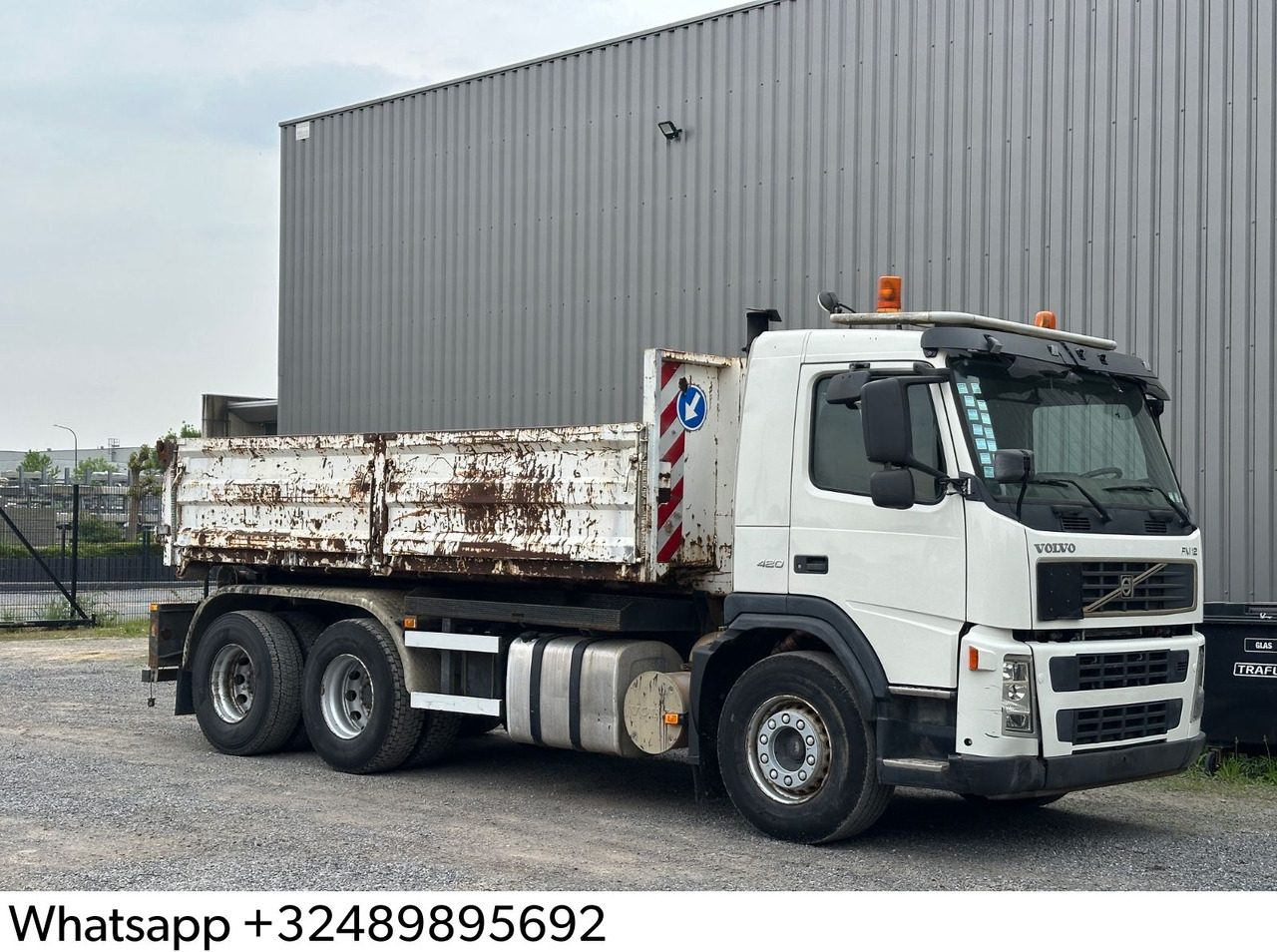 Volvo FM 420 - Camión multibasculante: foto 1 Volvo FM 420 - Camión multibasculante: foto 1