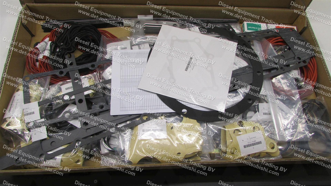 MITSUBISHI GASKET KIT; ENGINE S12R-PTAA2 (W/O SEALS) - Junta de motor para Maquinaria industrial: foto 1 MITSUBISHI GASKET KIT; ENGINE S12R-PTAA2 (W/O SEALS) - Junta de motor para Maquinaria industrial: foto 1