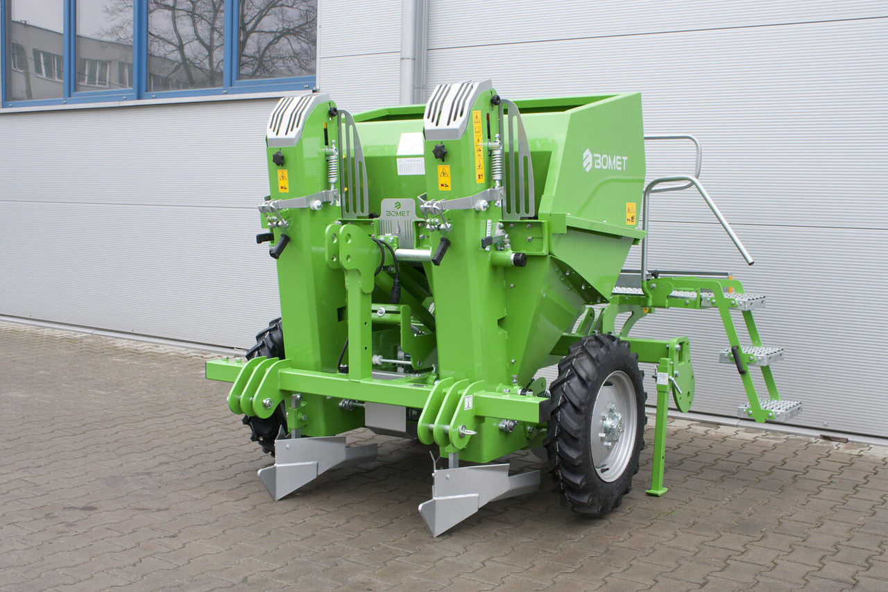 Bomet Kartoffelpflanzmaschine / Potato planter / Planteuse de pomme de terre / Piantapatate / Sadzarka ziemniaków - Plantadora de patatas: foto 1 Bomet Kartoffelpflanzmaschine / Potato planter / Planteuse de pomme de terre / Piantapatate / Sadzarka ziemniaków - Plantadora de patatas: foto 1