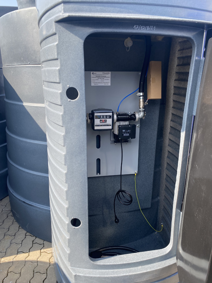 DC Dieseltank / Double-walled fuel tank for diesel fuel / Cuve à gasoil / Serbatoio gasolio / Бак для дизельного топлива / Zbiornik dwupłaszczowe na paliwo do oleju napędowego 5000 l - Tanque de almacenamiento: foto 3 DC Dieseltank / Double-walled fuel tank for diesel fuel / Cuve à gasoil / Serbatoio gasolio / Бак для дизельного топлива / Zbiornik dwupłaszczowe na paliwo do oleju napędowego 5000 l - Tanque de almacenamiento: foto 3