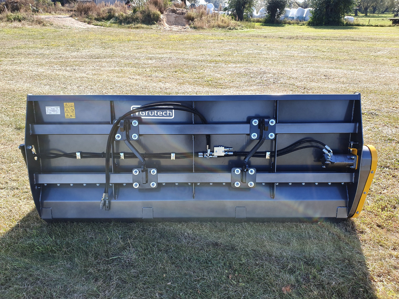 Cazo cargador para Maquinaria agrícola nuevo Grutech Futterverteiler / Bucket with screw / Godet avec vis / Cazo con sinfín / Benna con coclea / Ковш со шнеком / Łyżka ze ślimakiem 1,6 m: foto 6 Cazo cargador para Maquinaria agrícola nuevo Grutech Futterverteiler / Bucket with screw / Godet avec vis / Cazo con sinfín / Benna con coclea / Ковш со шнеком / Łyżka ze ślimakiem 1,6 m: foto 6