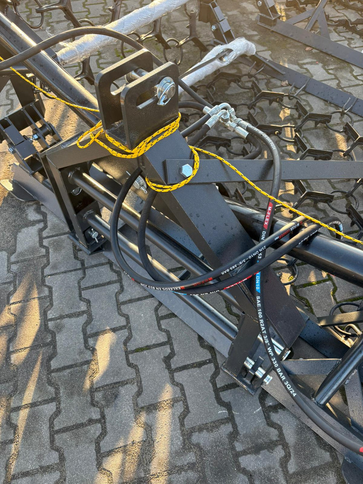 METAL-TECHNIK Wiesenegge / Meadow harrow / Herse de prairie / Strigliatrice / Полевая волокуша / Włóka łąkowa 4 m - Rastra de cadenas: foto 5 METAL-TECHNIK Wiesenegge / Meadow harrow / Herse de prairie / Strigliatrice / Полевая волокуша / Włóka łąkowa 4 m - Rastra de cadenas: foto 5