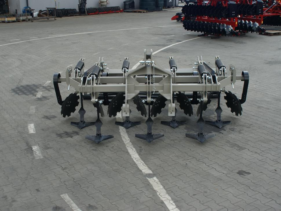 ROLEX Flügelschargrubber / Stubble cultivator / Dechaumeur à dents / Aratri stoppiatori / Стерневой культиватор / Agregat podorywkowy 3 m - Cultivador: foto 5 ROLEX Flügelschargrubber / Stubble cultivator / Dechaumeur à dents / Aratri stoppiatori / Стерневой культиватор / Agregat podorywkowy 3 m - Cultivador: foto 5