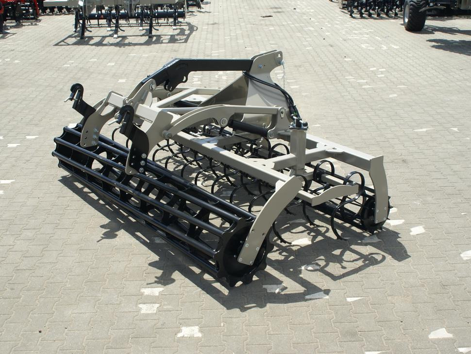 Combinado de siembra nuevo ROLEX Saatbettkombination / Cultivator / Vibroculteur combinable / Unita per coltivazione e semina / Почвообрабатывающий посевной агрегат / Agregat uprawowo-siewny 3 m: foto 9 Combinado de siembra nuevo ROLEX Saatbettkombination / Cultivator / Vibroculteur combinable / Unita per coltivazione e semina / Почвообрабатывающий посевной агрегат / Agregat uprawowo-siewny 3 m: foto 9