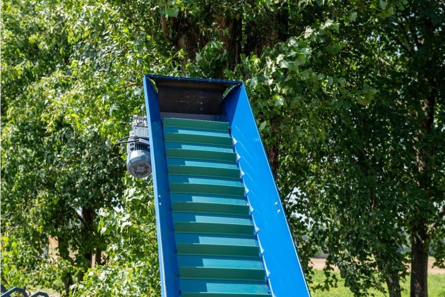 Cinta transportadora nuevo ROLMET Förderband / Belt conveyor / Convoyeur à tapis / Przenośnik taśmowy / Trasportatore a nastro /  Конвейер ленточный / Przenośnik taśmowy PT - 1/3R: foto 6 Cinta transportadora nuevo ROLMET Förderband / Belt conveyor / Convoyeur à tapis / Przenośnik taśmowy / Trasportatore a nastro /  Конвейер ленточный / Przenośnik taśmowy PT - 1/3R: foto 6