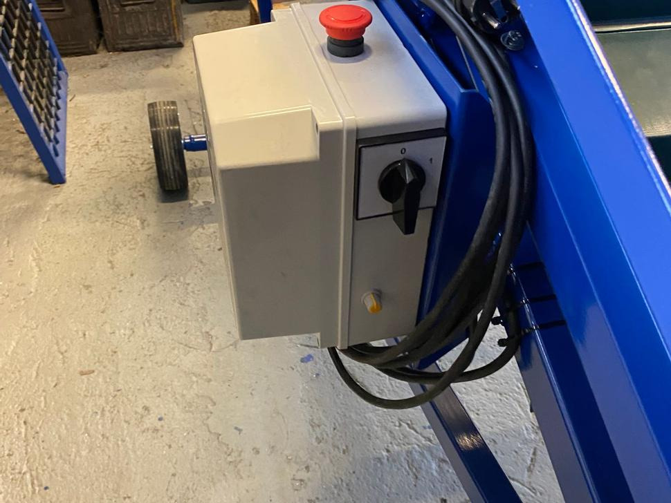 Cinta transportadora nuevo ROLMET Förderband / Belt conveyor / Convoyeur à tapis / Przenośnik taśmowy / Trasportatore a nastro /  Конвейер ленточный / Przenośnik taśmowy PT - 1/3R: foto 11 Cinta transportadora nuevo ROLMET Förderband / Belt conveyor / Convoyeur à tapis / Przenośnik taśmowy / Trasportatore a nastro /  Конвейер ленточный / Przenośnik taśmowy PT - 1/3R: foto 11