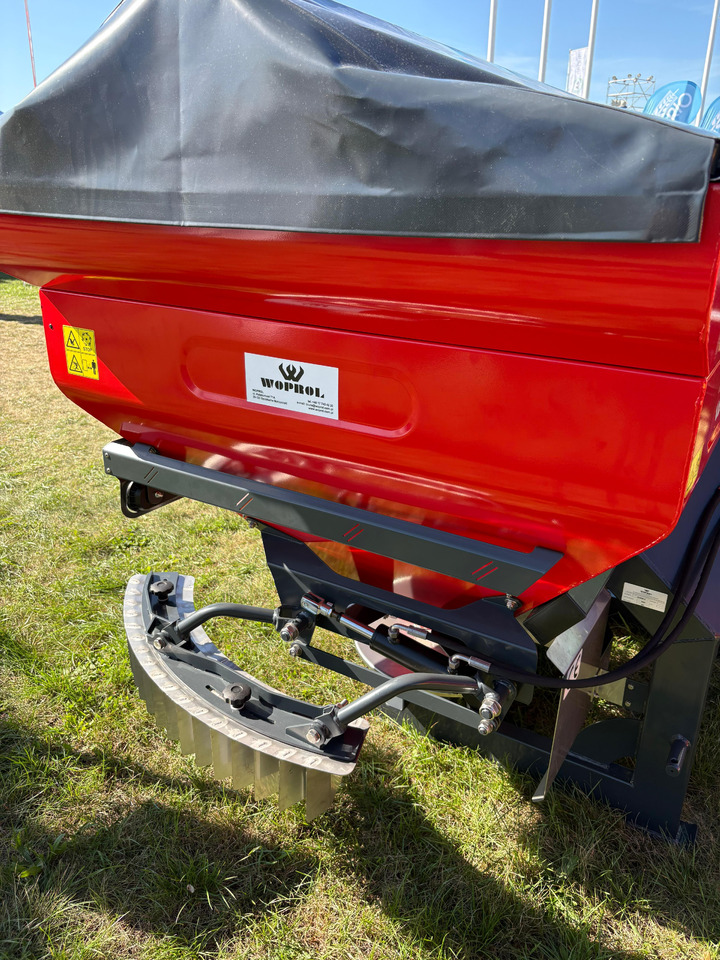 Leasing de WOPROL Düngerstreuer / Fertilizer spreader / Epandeur d'engrais / Rozsiewacz nawozów 600 kg WOPROL Düngerstreuer / Fertilizer spreader / Epandeur d'engrais / Rozsiewacz nawozów 600 kg: foto 10 Leasing de WOPROL Düngerstreuer / Fertilizer spreader / Epandeur d'engrais / Rozsiewacz nawozów 600 kg WOPROL Düngerstreuer / Fertilizer spreader / Epandeur d'engrais / Rozsiewacz nawozów 600 kg: foto 10
