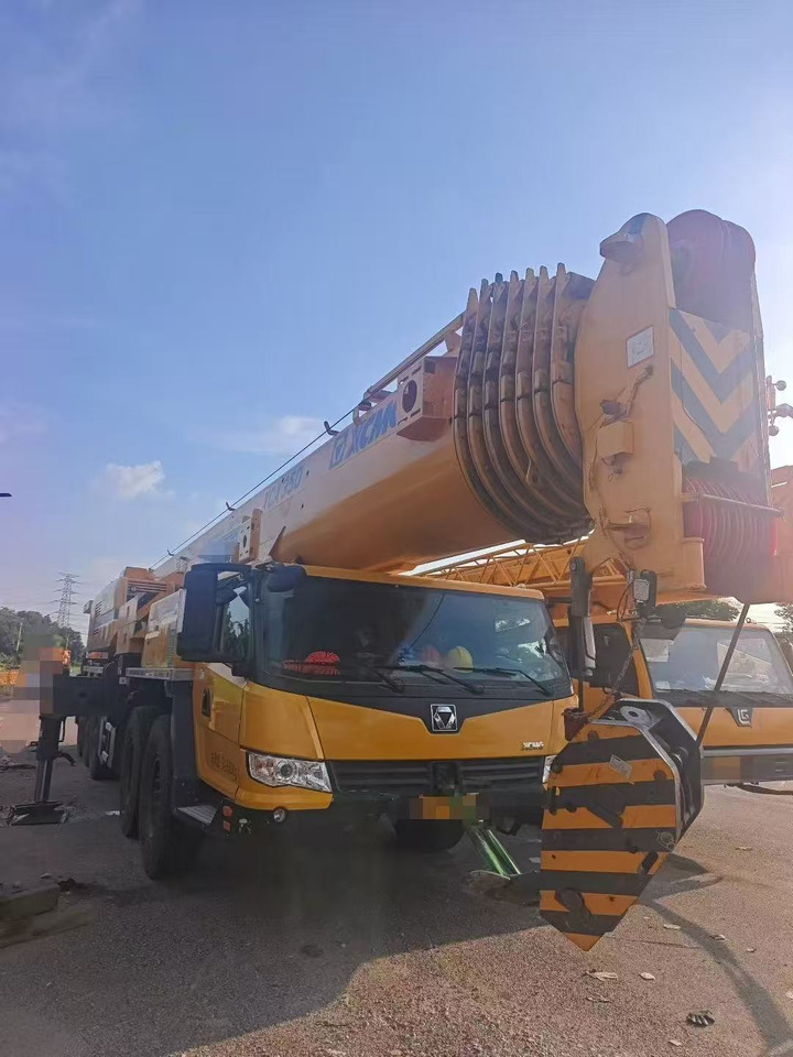 XCMG XCA160L8 - Grúa todo terreno: foto 2 XCMG XCA160L8 - Grúa todo terreno: foto 2