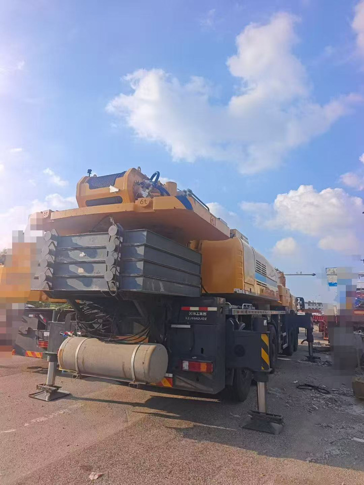 XCMG XCA160L8 - Grúa todo terreno: foto 3 XCMG XCA160L8 - Grúa todo terreno: foto 3