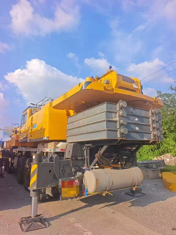 XCMG XCA160L8 - Grúa todo terreno: foto 4 XCMG XCA160L8 - Grúa todo terreno: foto 4