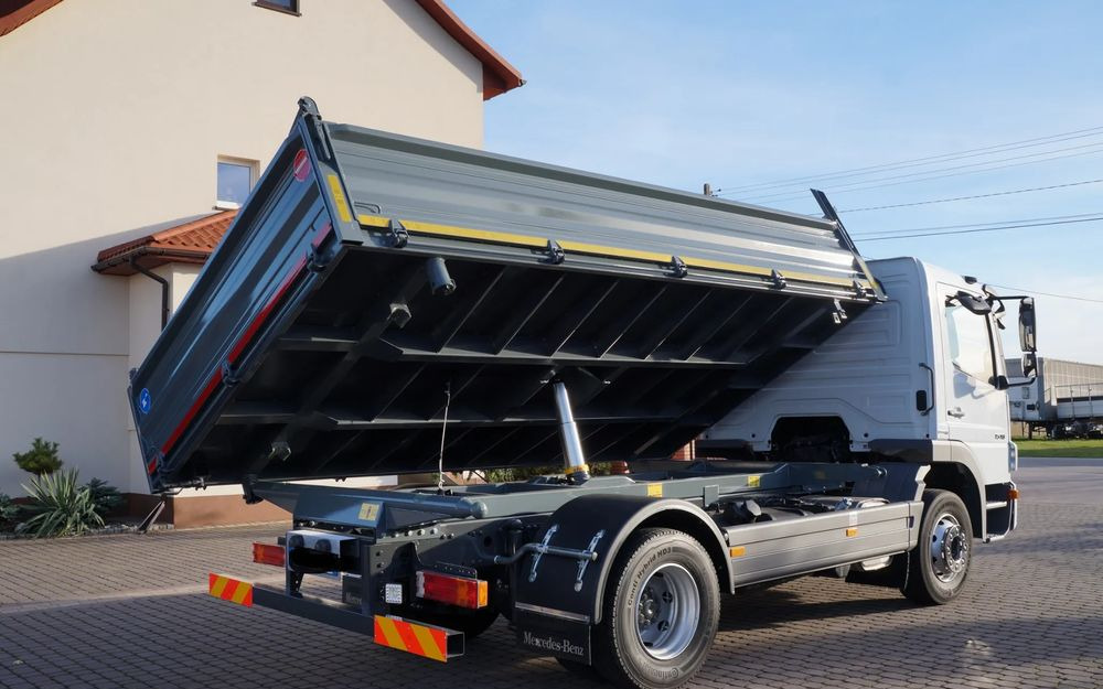Mercedes-Benz ATEGO 1518 EURO 5 WYWROTKA 3 STRONNA KIPER 1524 - Camión volquete: foto 5 Mercedes-Benz ATEGO 1518 EURO 5 WYWROTKA 3 STRONNA KIPER 1524 - Camión volquete: foto 5