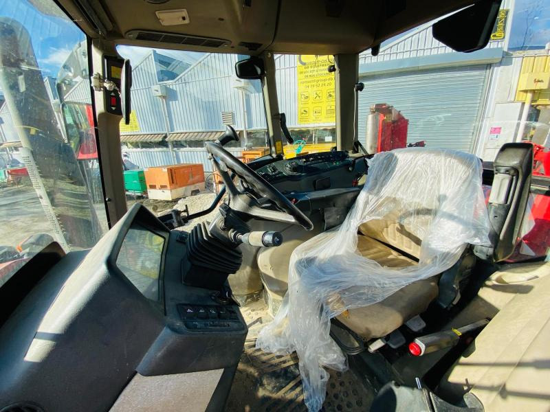 Tractor CASE IH CVX 150: foto 8 Tractor CASE IH CVX 150: foto 8