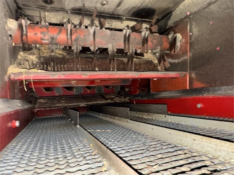 Accesorios para cosechadoras Case Axial-Flow Case Axial Flow 2166 c/w 1030 Header: foto 23 Accesorios para cosechadoras Case Axial-Flow Case Axial Flow 2166 c/w 1030 Header: foto 23