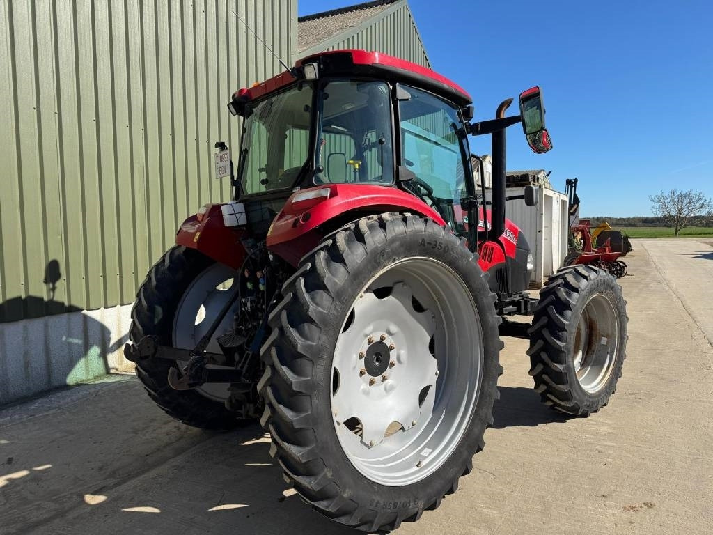 Case Farmall 105c - Tractor: foto 4 Case Farmall 105c - Tractor: foto 4