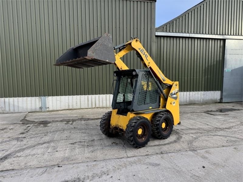 Gehl R135 Skid Steer - Minicargadora: foto 1 Gehl R135 Skid Steer - Minicargadora: foto 1