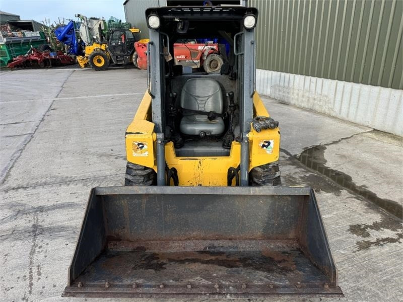 Gehl R135 Skid Steer - Minicargadora: foto 5 Gehl R135 Skid Steer - Minicargadora: foto 5