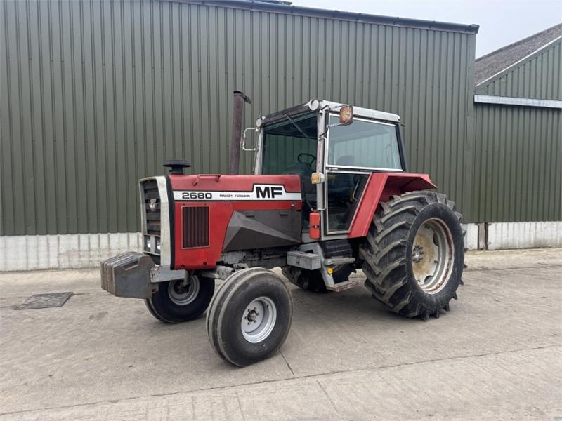 Massey Ferguson 2680 2WD **Low Hours** - Tractor: foto 1 Massey Ferguson 2680 2WD **Low Hours** - Tractor: foto 1