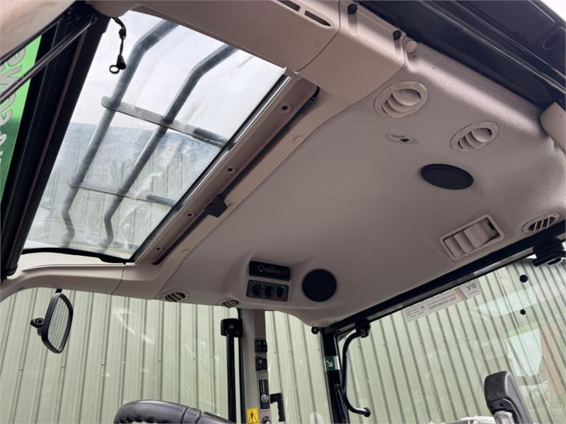 Tractor Massey Ferguson 4710 c/w FL.3522 Loader **Low Hours**: foto 16