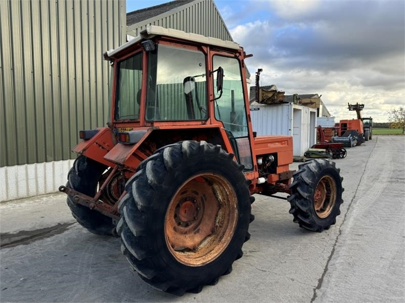 Renault 781-4 4WD Tractor - Tractor: foto 4 Renault 781-4 4WD Tractor - Tractor: foto 4