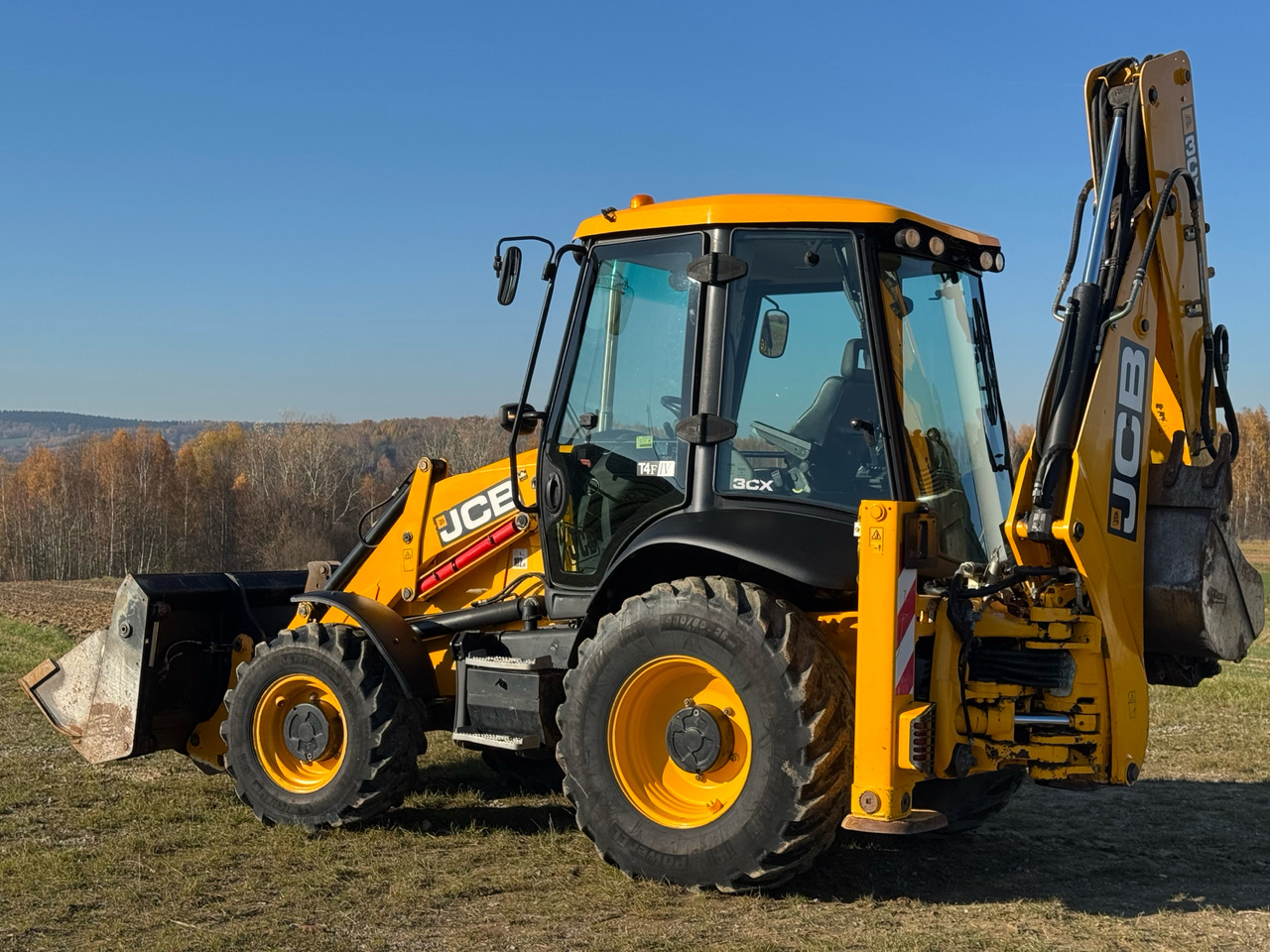 JCB 3CX / KOPARKO-ŁADOWARKA / 2019 ROK / 4200 MTH / KLIMATYZACJA / SPROWADZONA - Retroexcavadora: foto 4 JCB 3CX / KOPARKO-ŁADOWARKA / 2019 ROK / 4200 MTH / KLIMATYZACJA / SPROWADZONA - Retroexcavadora: foto 4