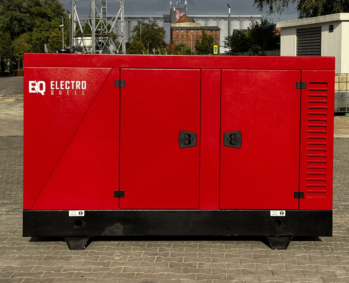IVECO 30 kVA / 24 kW - Generador industriale: foto 1 IVECO 30 kVA / 24 kW - Generador industriale: foto 1