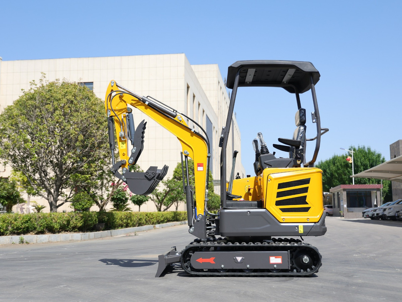 Müller Machinery Diesel Mini excavator 1.8 Ton - Mini excavator MB 18 - SH Laidong KM385B motor - Miniexcavadora: foto 5 Müller Machinery Diesel Mini excavator 1.8 Ton - Mini excavator MB 18 - SH Laidong KM385B motor - Miniexcavadora: foto 5