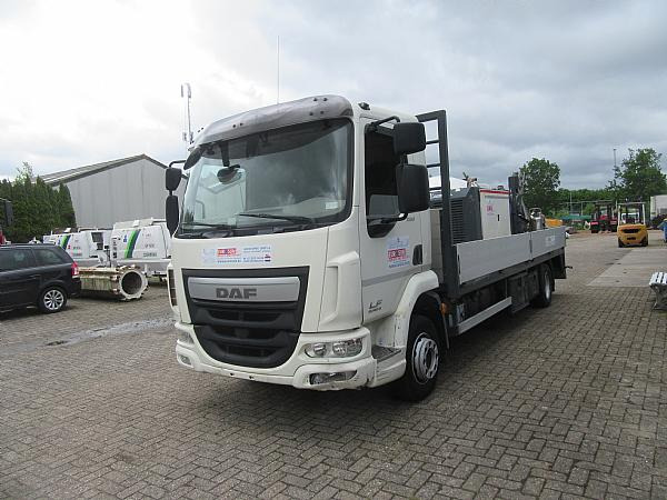 2016 PUTZMEISTER / DAF concrete pump - Bomba de hormigón: foto 1 2016 PUTZMEISTER / DAF concrete pump - Bomba de hormigón: foto 1