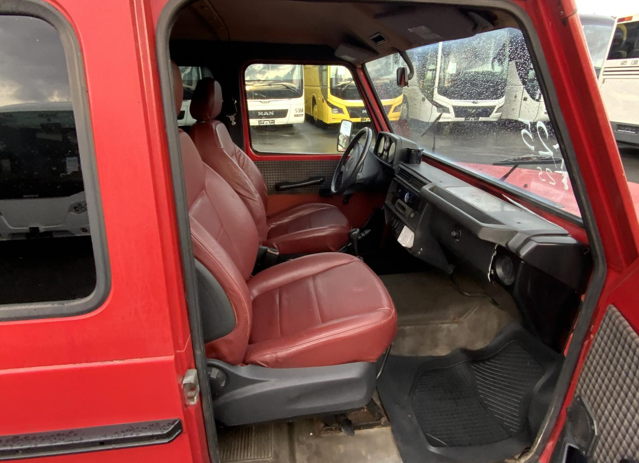 Mercedes-Benz G 300 - Coche: foto 5 Mercedes-Benz G 300 - Coche: foto 5