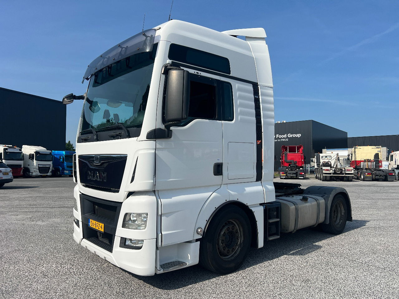 MAN TGX 18.440 XXL, LLS-U mega - Cabeza tractora: foto 1 MAN TGX 18.440 XXL, LLS-U mega - Cabeza tractora: foto 1