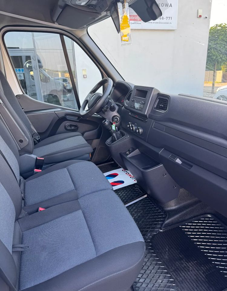 Furgoneta con lona Renault Master: foto 11