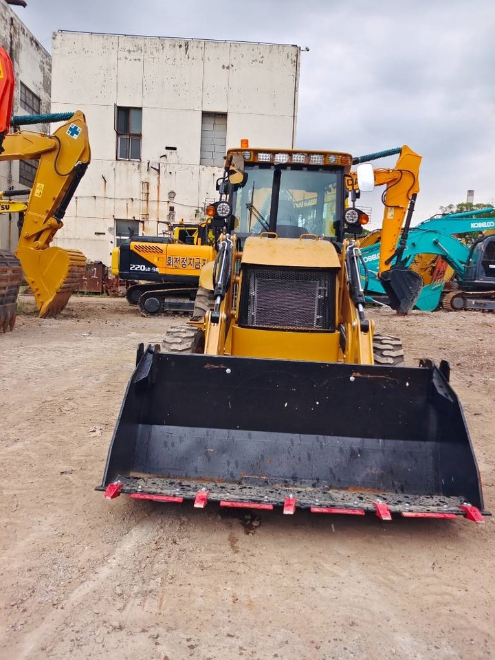 Leasing de  CAT 420 F CAT 420 F: foto 7