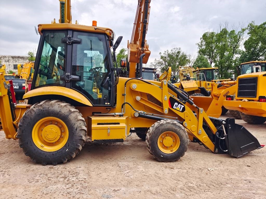 Leasing de  CAT 420 F CAT 420 F: foto 13