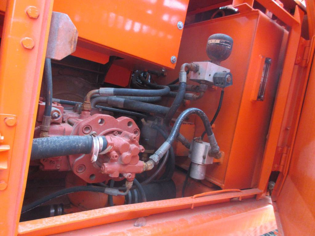 Doosan DH 150 LC-7 - Excavadora de ruedas: foto 5 Doosan DH 150 LC-7 - Excavadora de ruedas: foto 5