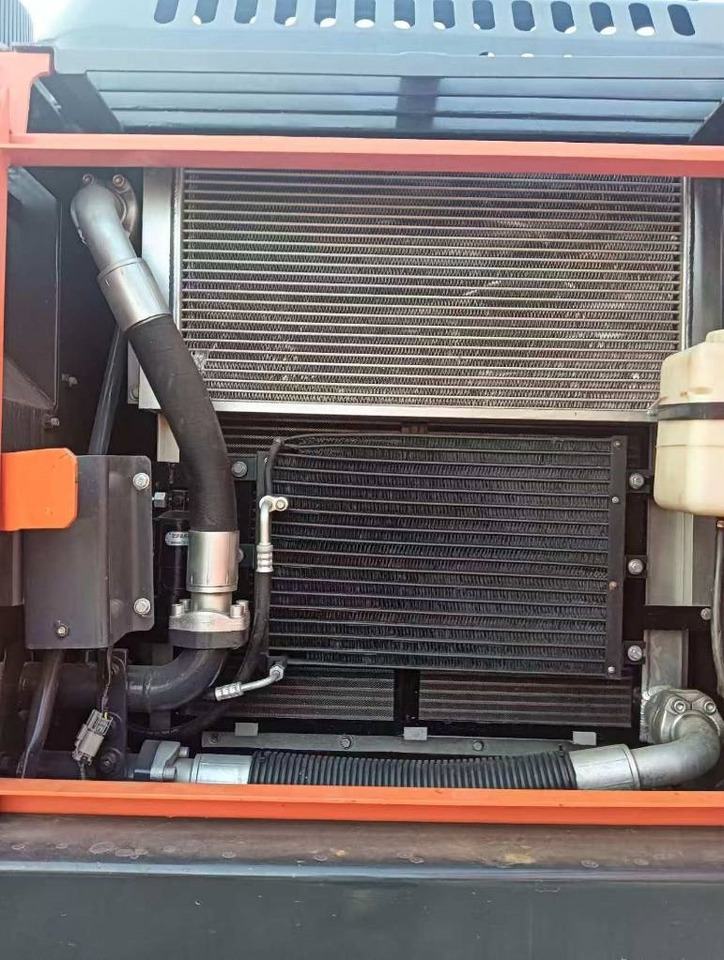 Doosan DX 225 LC - Excavadora de cadenas: foto 5 Doosan DX 225 LC - Excavadora de cadenas: foto 5